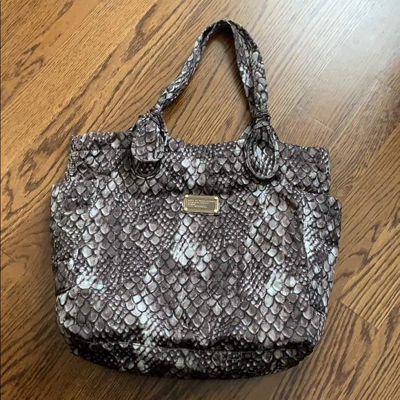Marc By Marc Jacobs Handbags - Marc Jacobs nylon tote bag